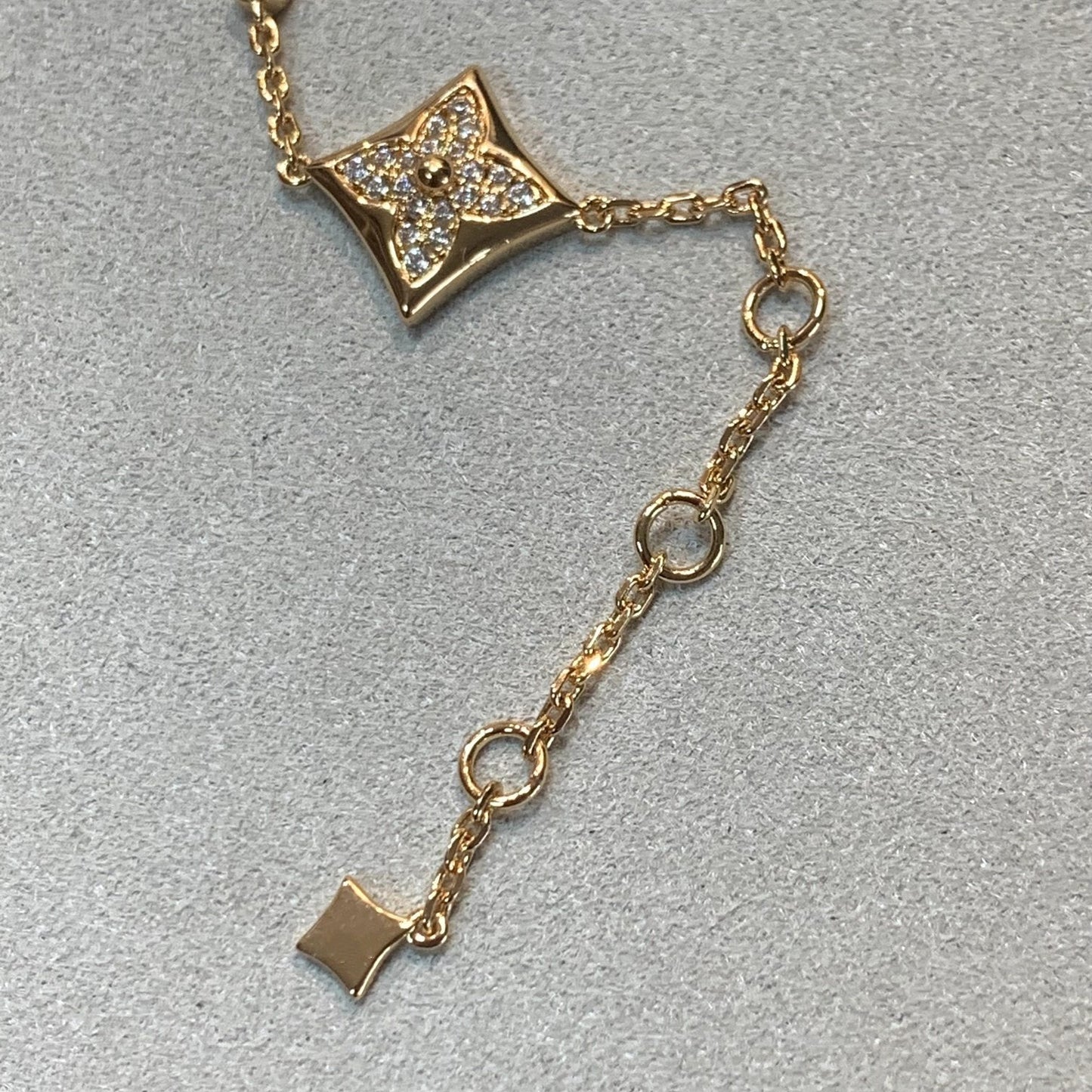 [CharmAmor]STAR AND SUN 4 MOTIFS GOLD DIAMONDS BRACELET