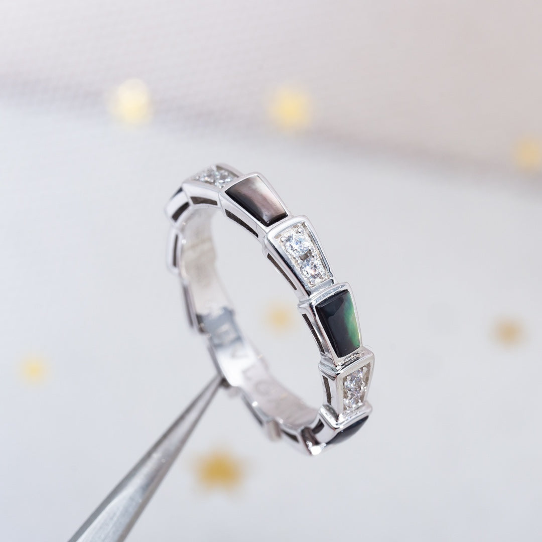 [CharmAmor]SERPENTI RING SILVER  DIAMOND BLACK MOP 3MM