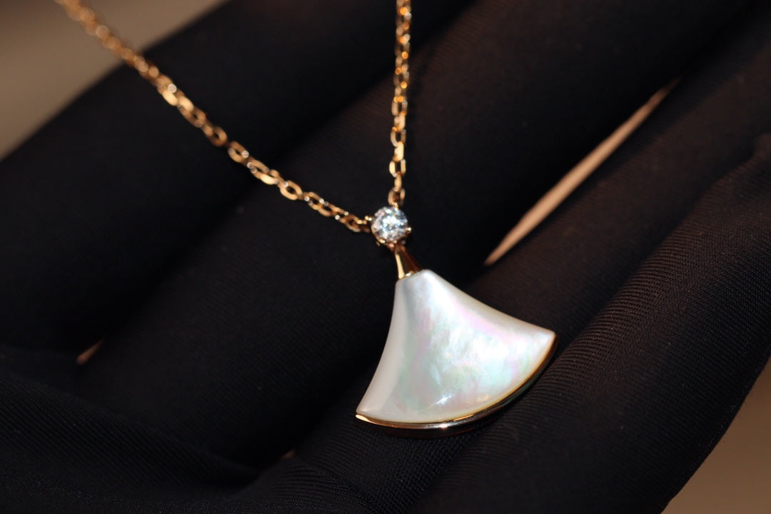 [CharmAmor]DREAM NECKLACE WHITE MOP PINK GOLD 1 DIAMOND