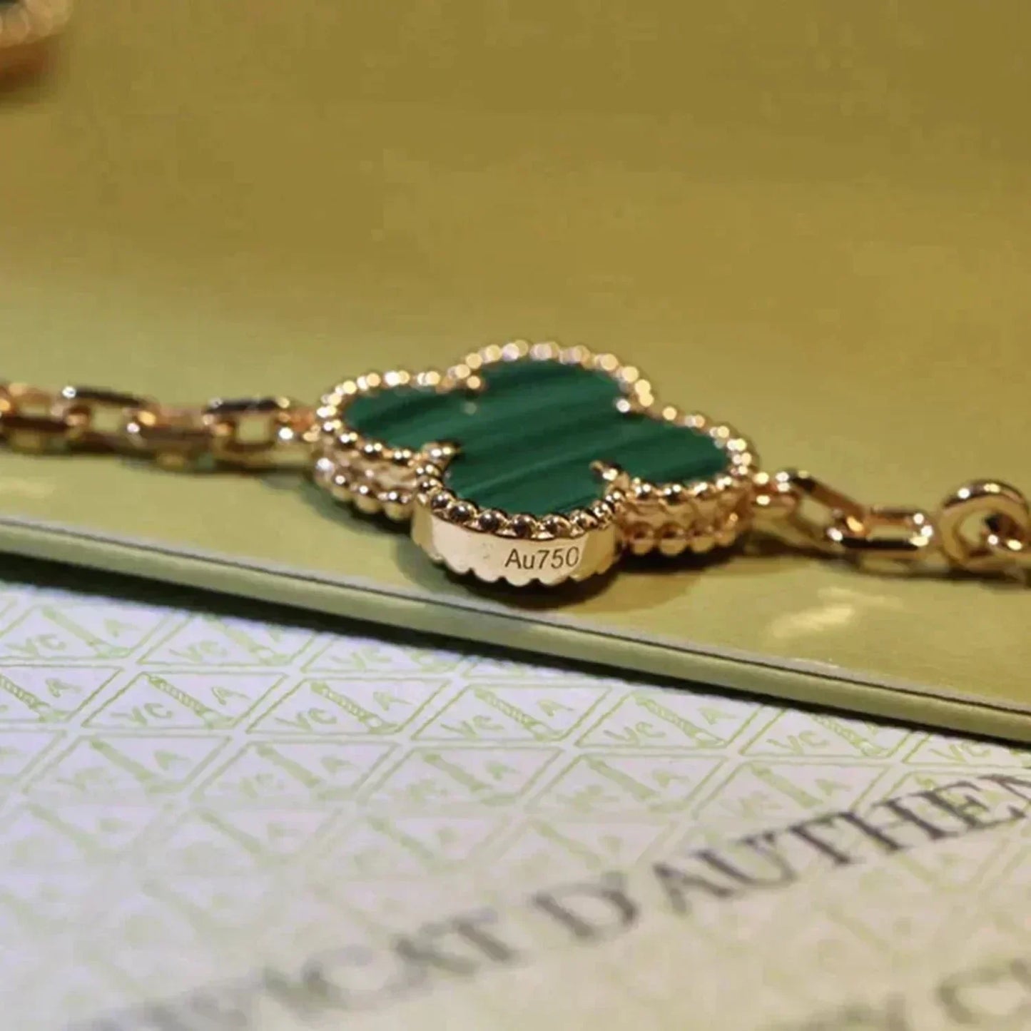 [CharmAmor]CLOVER 5 MOTIFS MALACHITE BRACELET