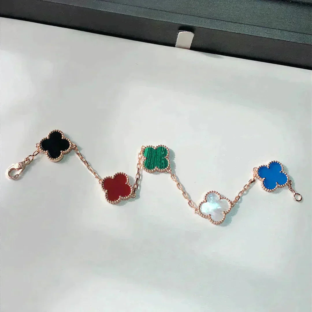 [CharmAmor] CLOVER 5 MOTIFS MULTICOLOR BRACELET