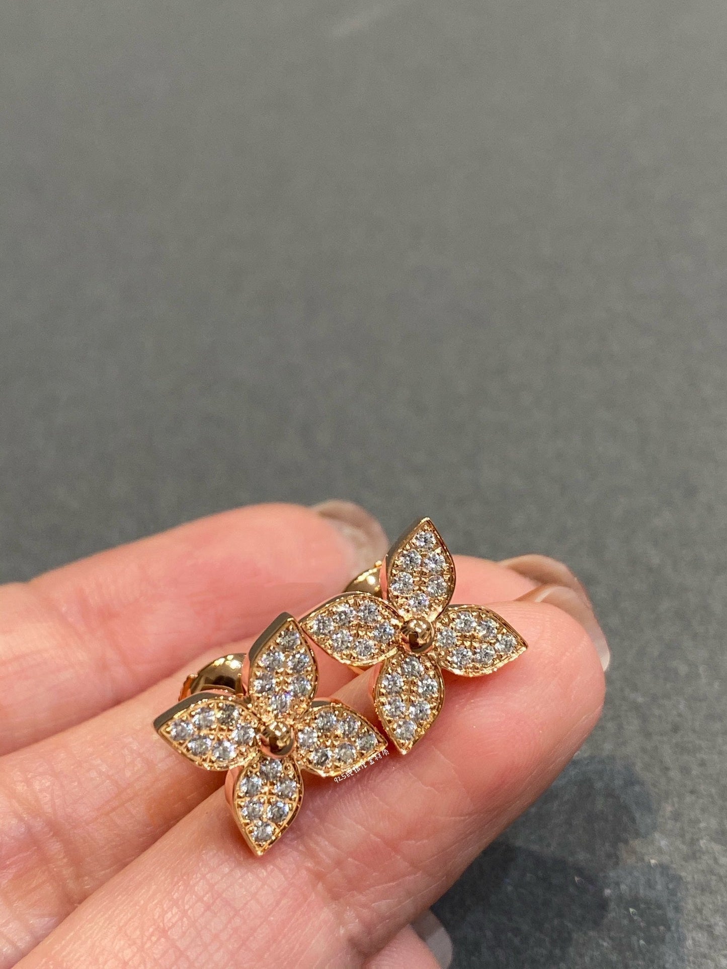 [CharmAmor]STAR DIAMOND EARRINGS