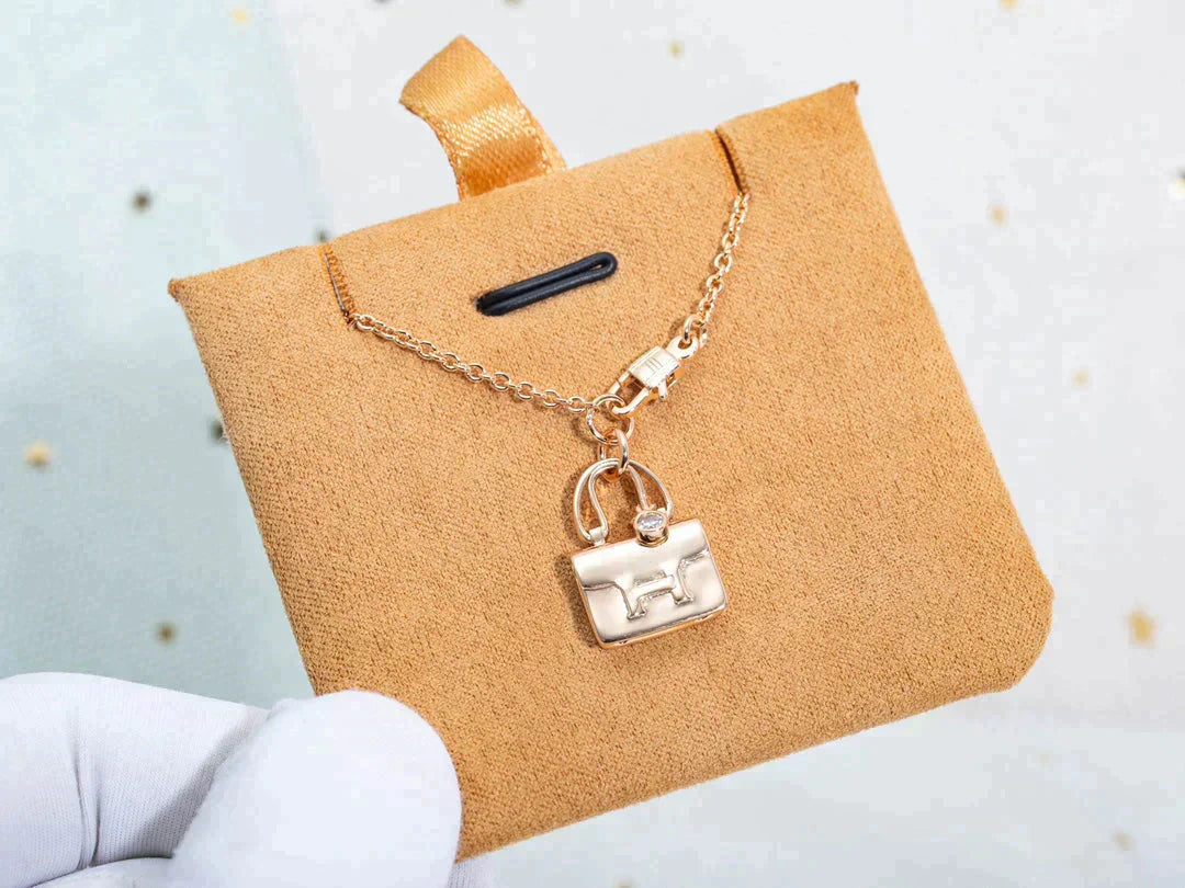 [CharmAmor]AMULETTE PEDANT ROSE GOLD NECKLACE
