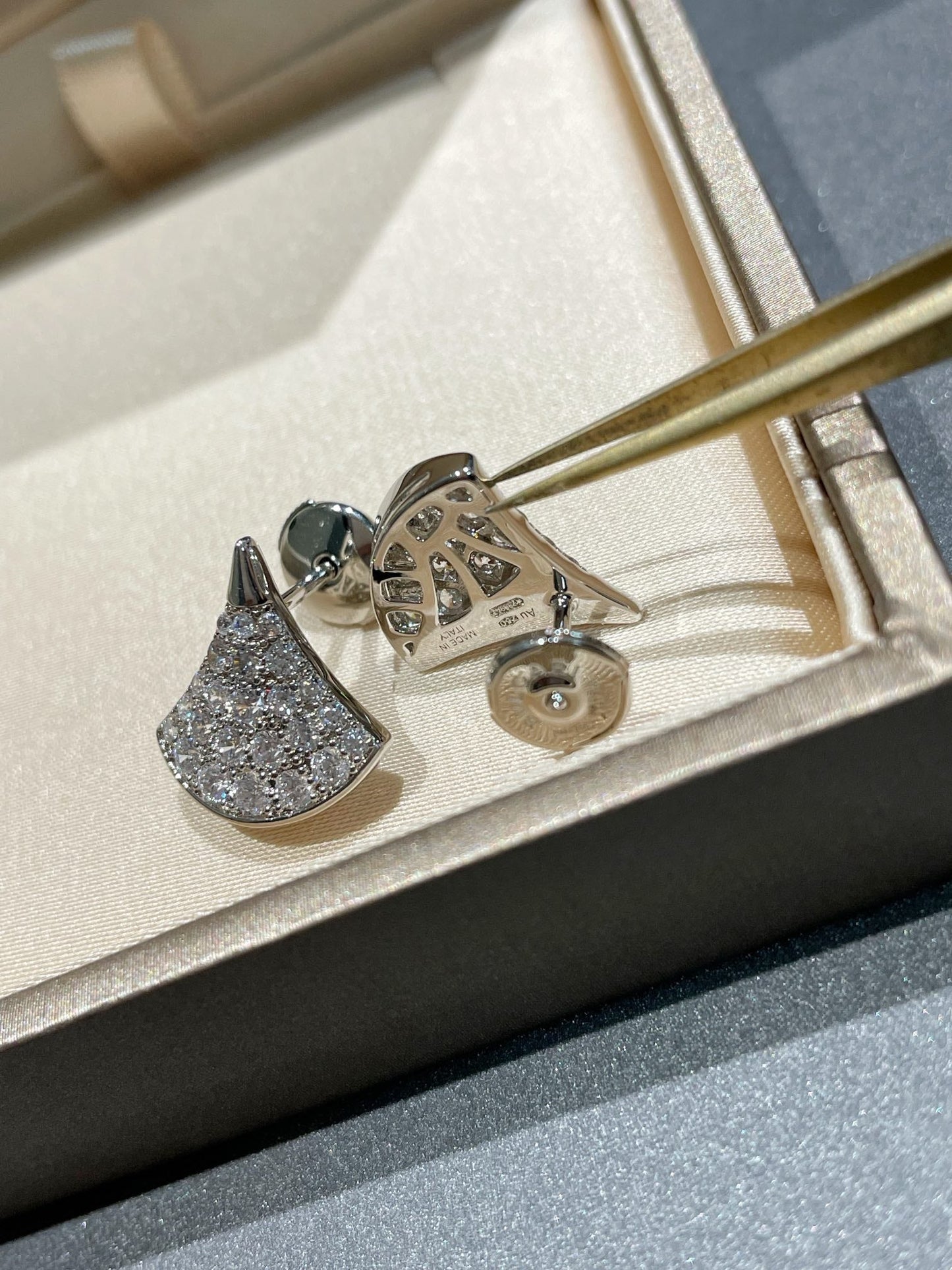 [CharmAmor]DREAM STUD EARRINGS DIAMOND