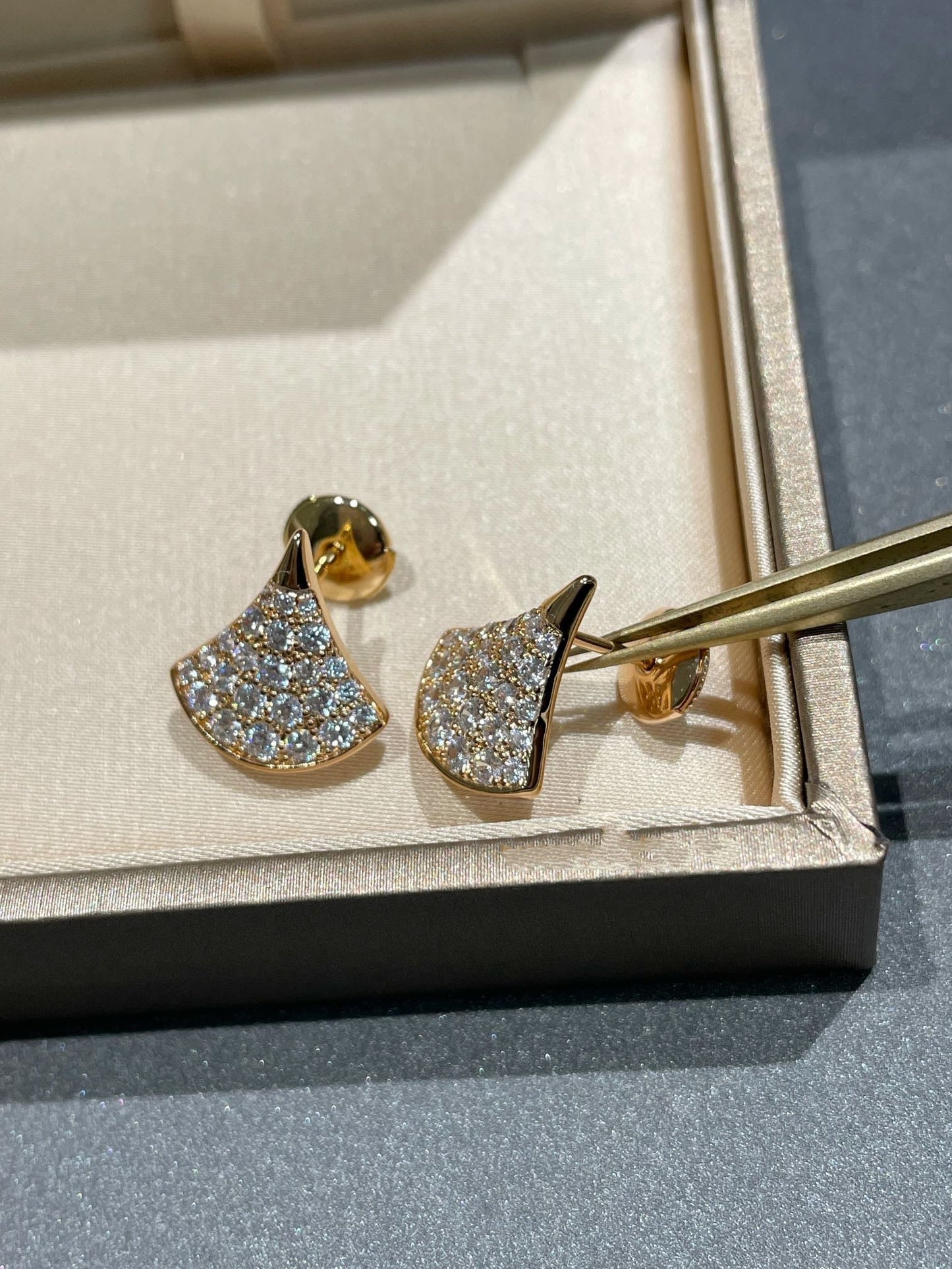 [CharmAmor]DREAM STUD EARRINGS DIAMOND