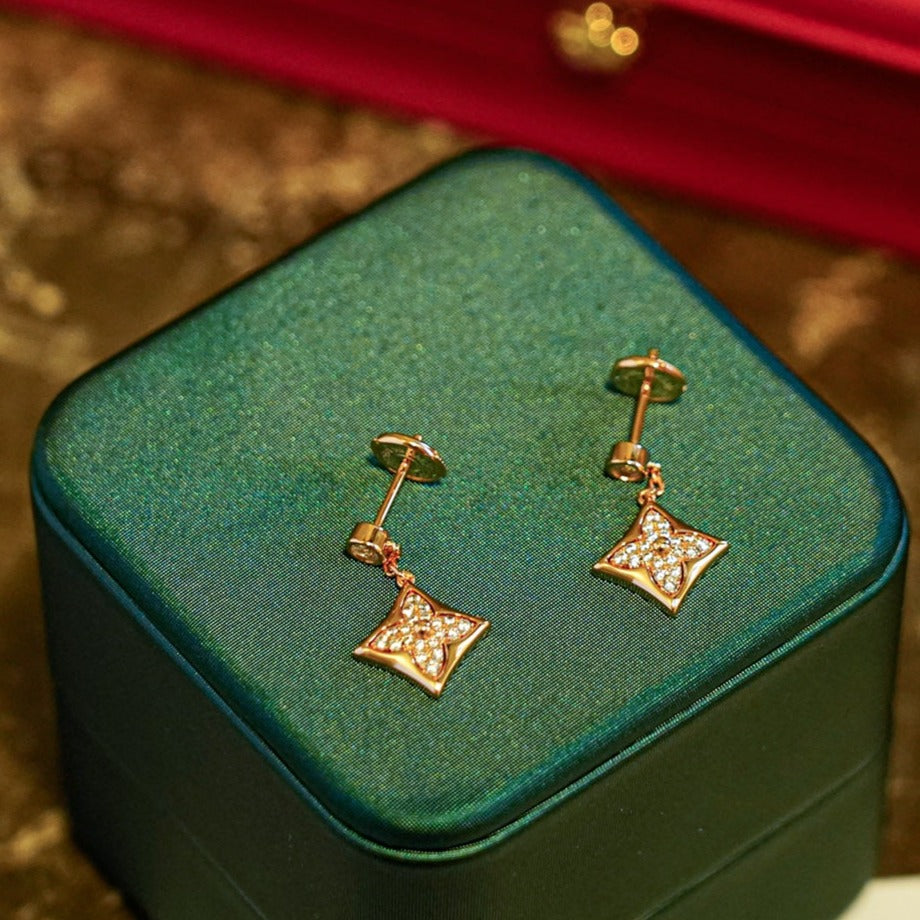 [CharmAmor]STAR DIAMONDS EARRINGS GOLD