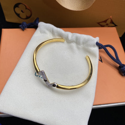 [CharmAmor]VOLTE UPSITE DOWN DIAMOND GOLD OPEN BRACELET