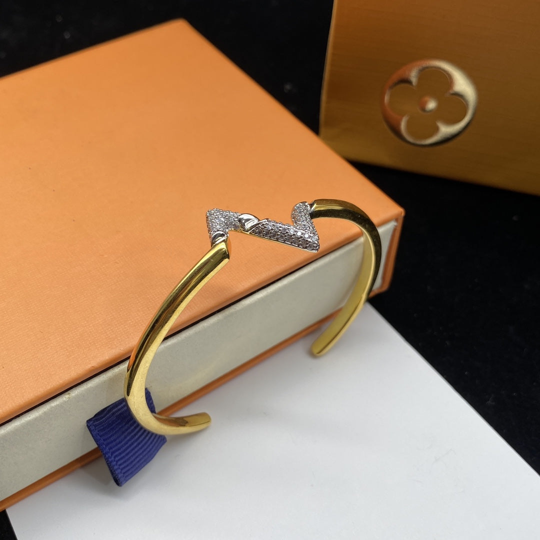 [CharmAmor]VOLTE UPSITE DOWN DIAMOND GOLD OPEN BRACELET