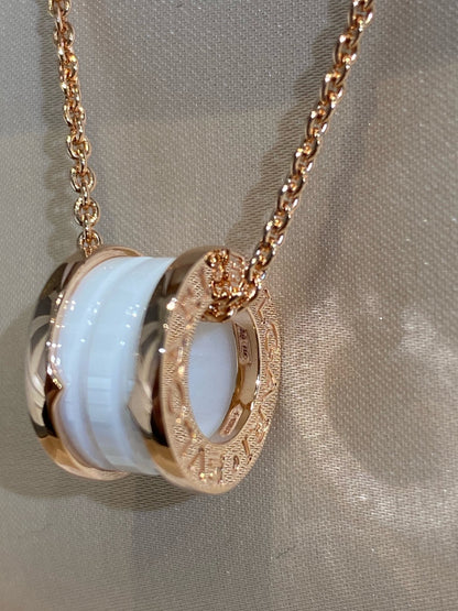 [CharmAmor]ZERO 1 WHITE CERAMIC PINK GOLD NECKLACE