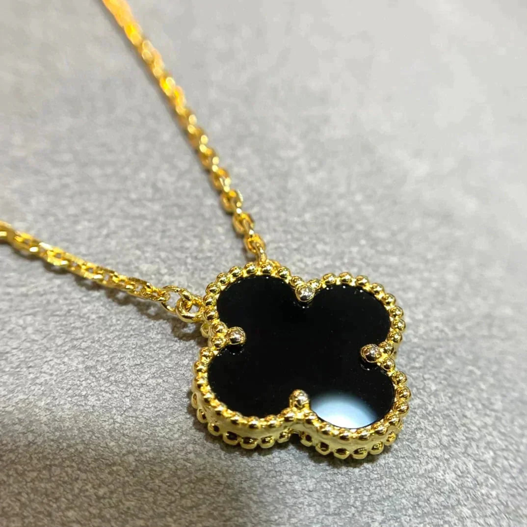 [CharmAmor]CLOVER 15MM BLACK ONYX SINGLE FLOWER NECKLACE