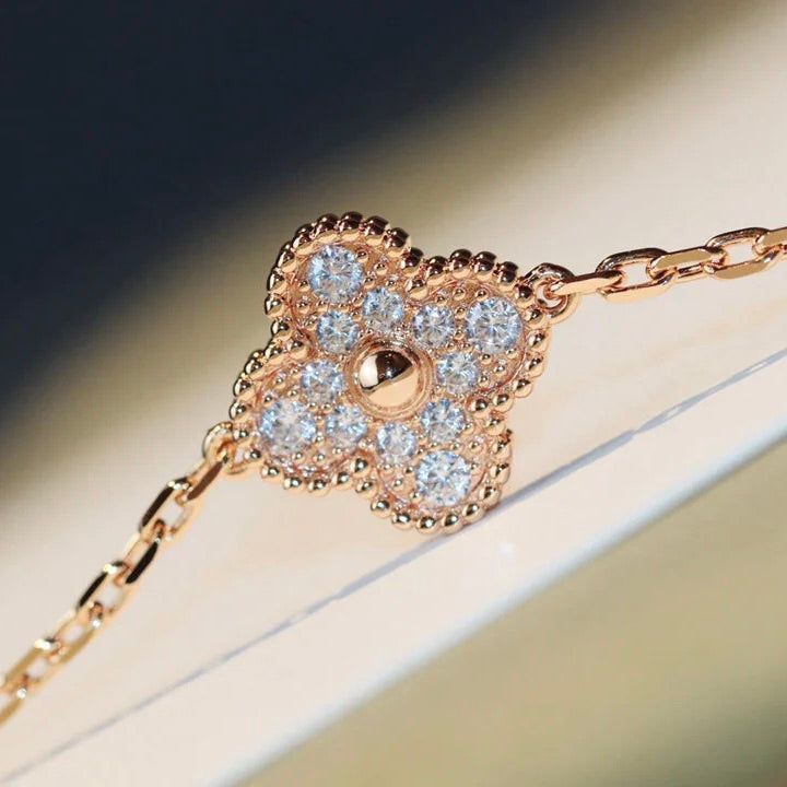 [CharmAmor]CLOVER 20 MOTIFS LASER DIAMOND NECKLACE