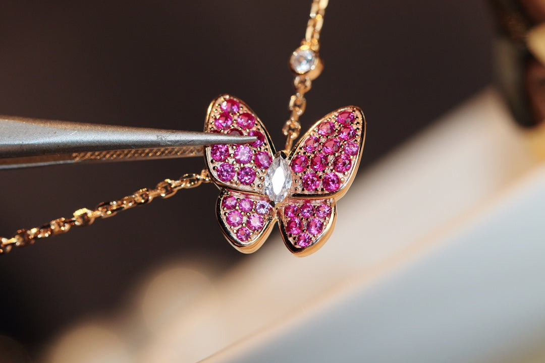 [CharmAmor]BUTTERFLY RED DIAMOND ROSE GOLD NECKLACE