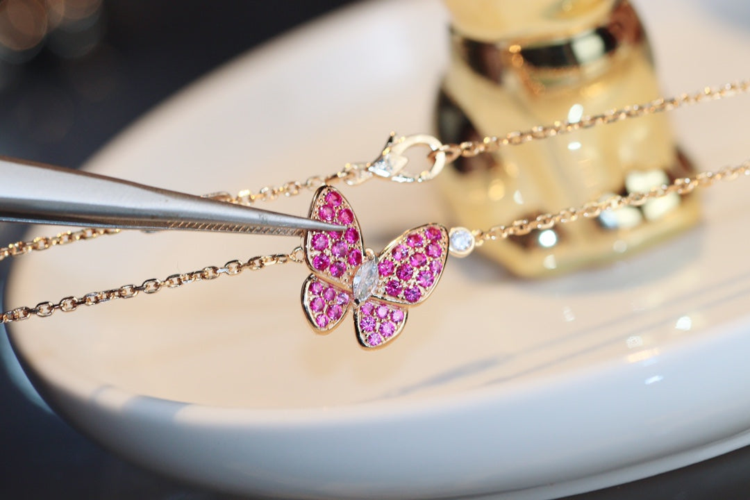 [CharmAmor]BUTTERFLY RED DIAMOND ROSE GOLD NECKLACE