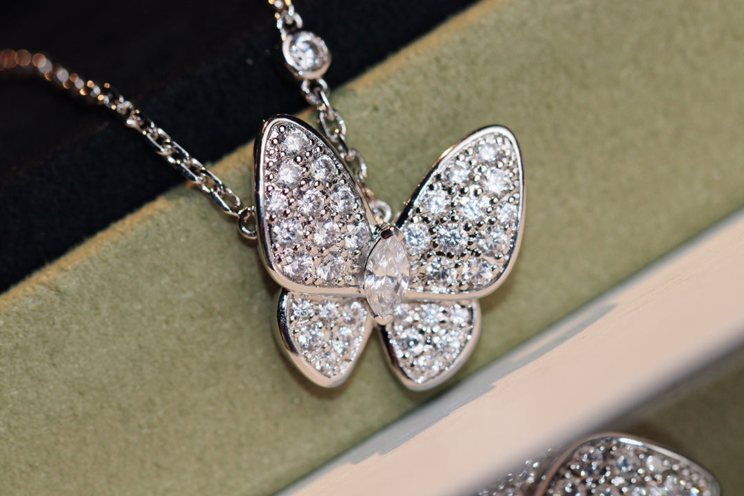 [CharmAmor]BUTTERFLY DIAMOND NECKLACE