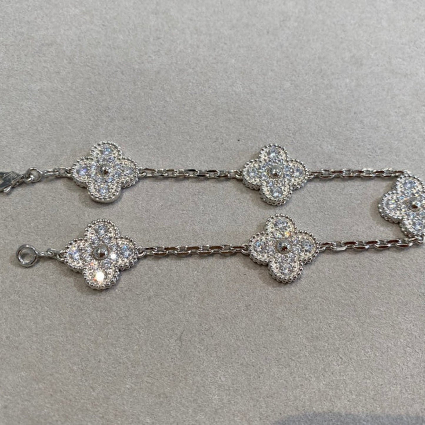 [CharmAmor] CLOVER 5 MOTIF FULL DIAMOND BRACELET COLLECTION