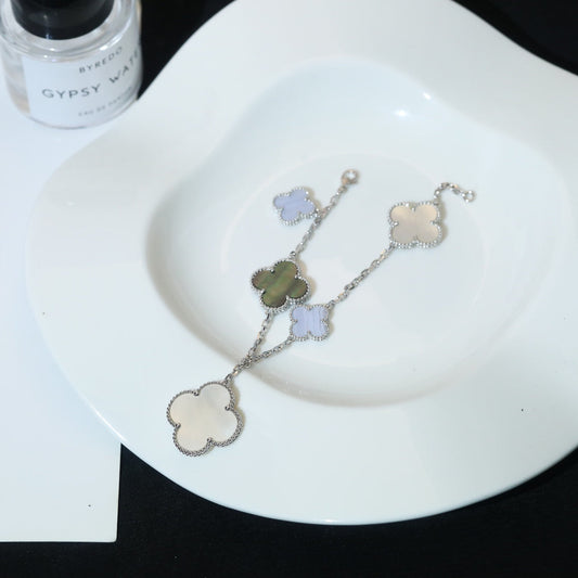 [CharmAmor]CLOVER BRACELET 5 MOTIFS MOP CHALCEDONY SILVER