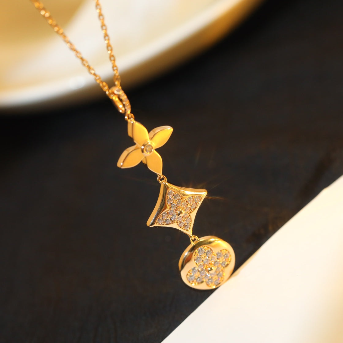 [CharmAmor]STAR AND SUN DIAMOND PINK GOLD NECKLACE