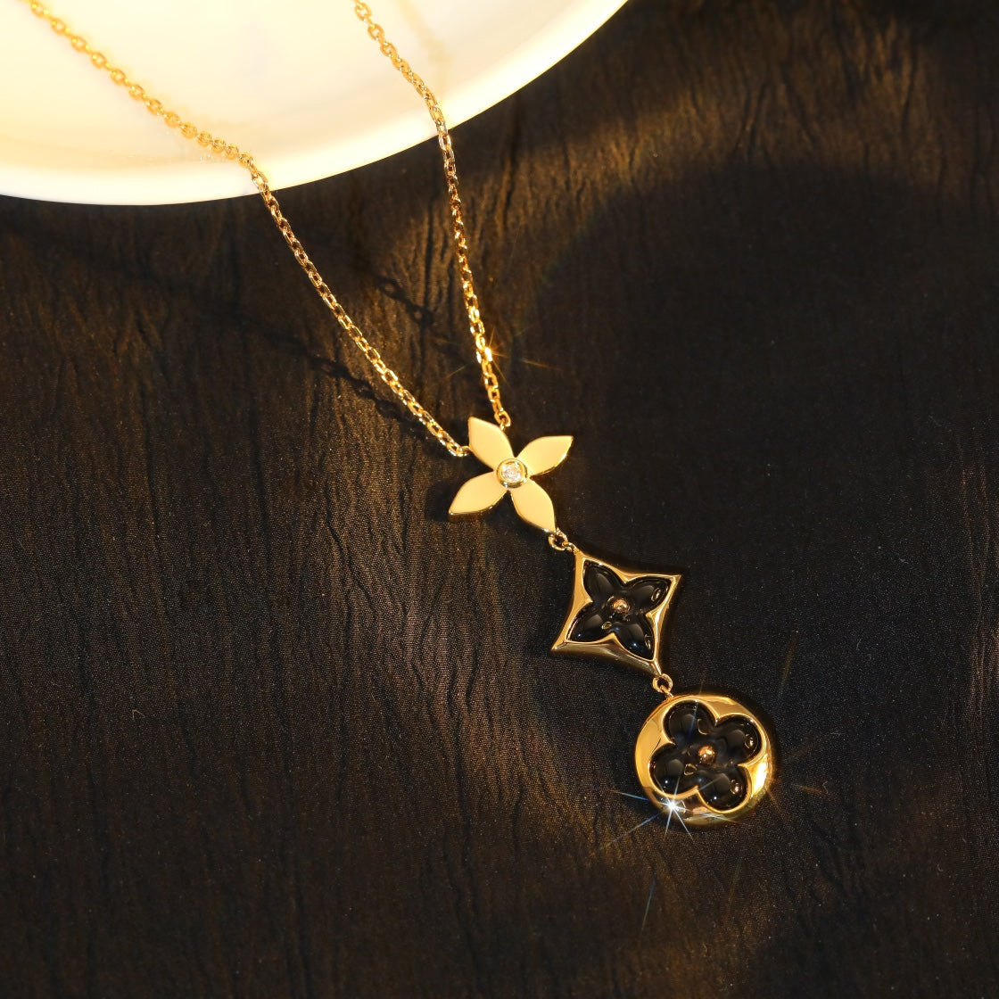 [CharmAmor]STAR AND SUN ONYX PINK GOLD NECKLACE