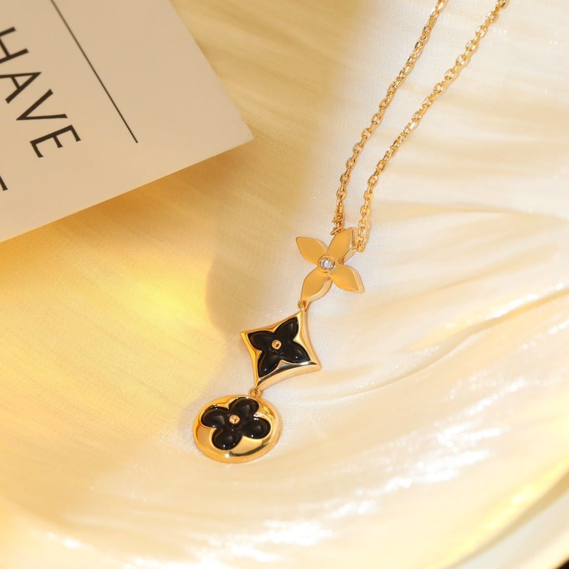 [CharmAmor]STAR AND SUN ONYX PINK GOLD NECKLACE