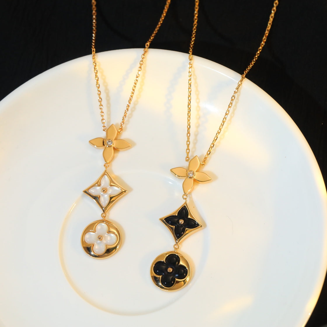 [CharmAmor]STAR AND SUN ONYX PINK GOLD NECKLACE