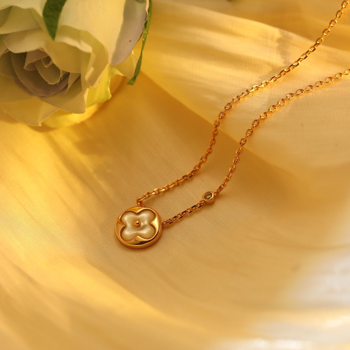 [CharmAmor]SUN PEDANT PINK GOLD 1 DIAMOND NECKLACE