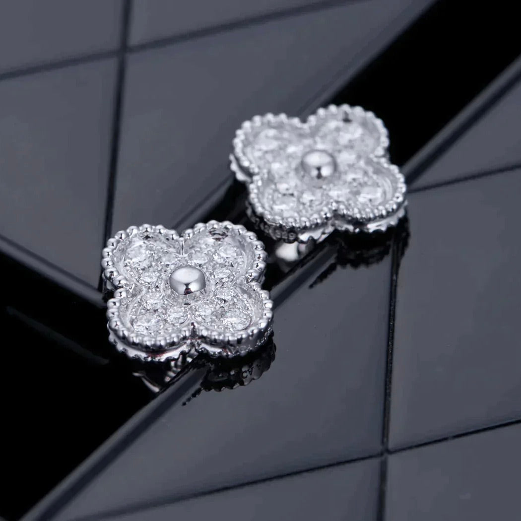 [CharmAmor]CLOVER 1 MOTIFS DIAMOND STUD EARRINGS SILVER