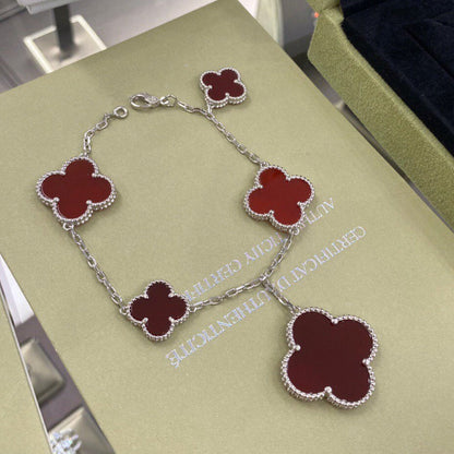 [CharmAmor]CLOVER 5 MOTIFS SIVLER CARNELIAN BRACELET