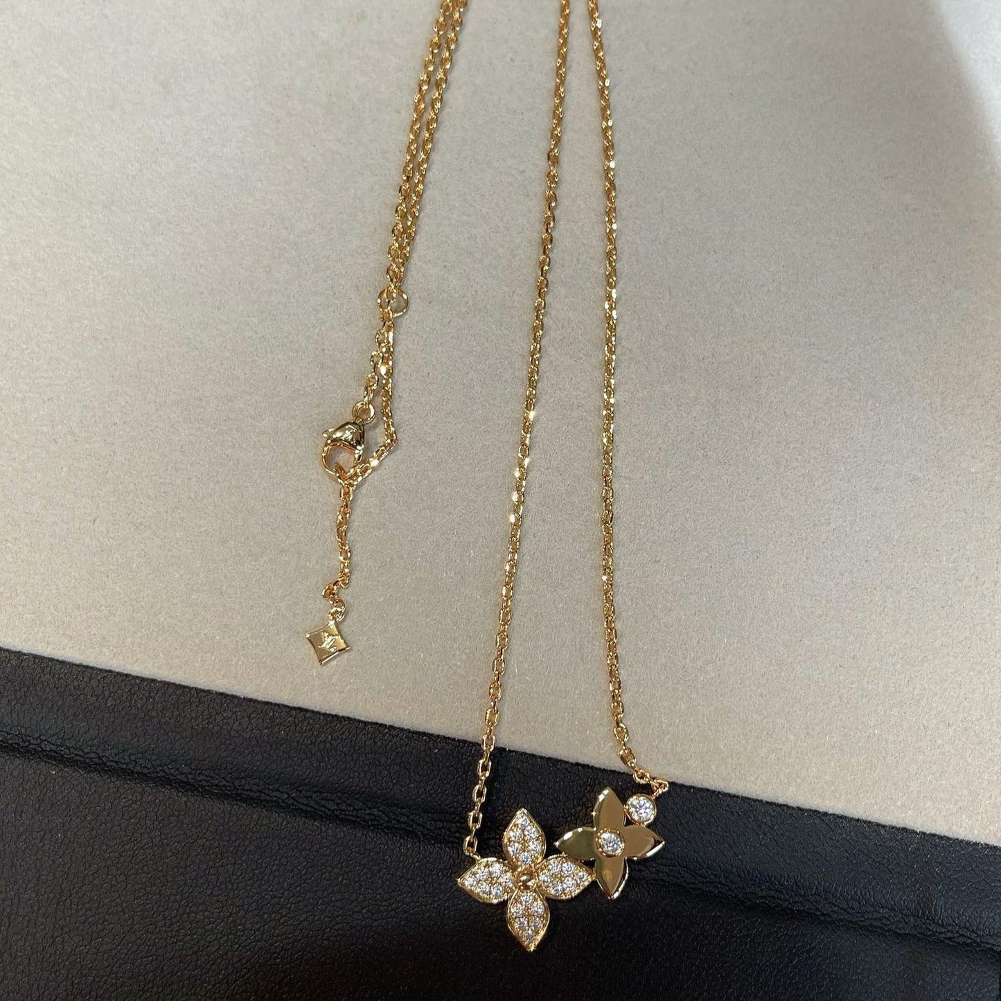[CharmAmor]STAR BLOSSOM NECKLACE PINK GOLD DIAMONDS