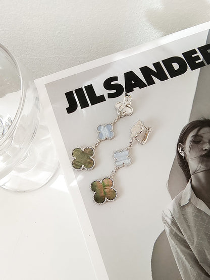 [CharmAmor]CLOVER 3 MOTIFS CHALCEDONY DARK MOP SILVER EARRINGS