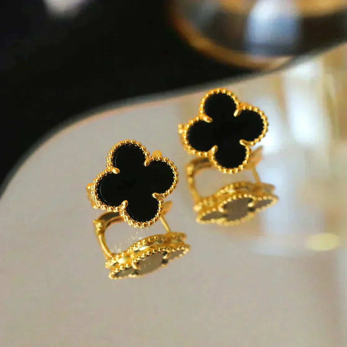 [CharmAmor]CLOVER MEDIUM 1 MOTIFS  ONYX STUD EARRINGS