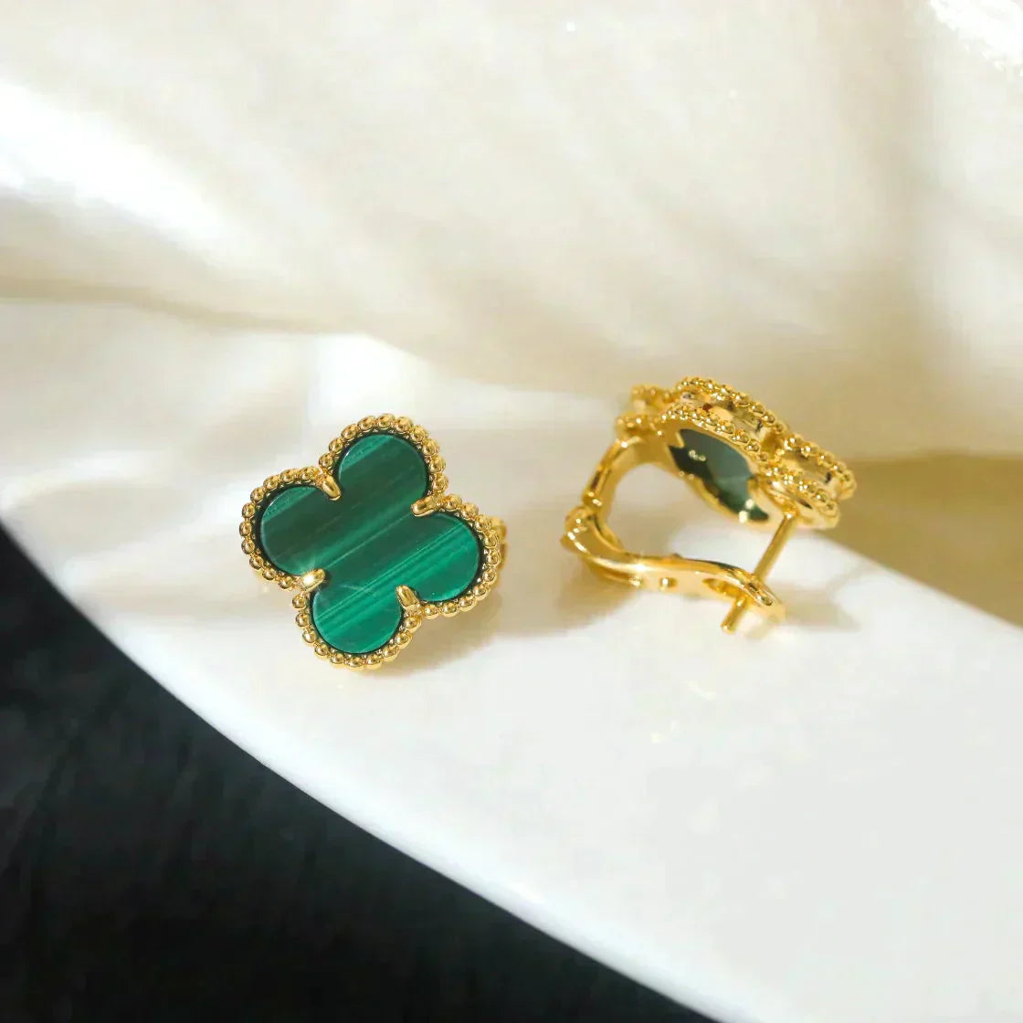 [CharmAmor]CLOVER MEDIUM 1 MOTIFS MALACHITE  EARRINGS