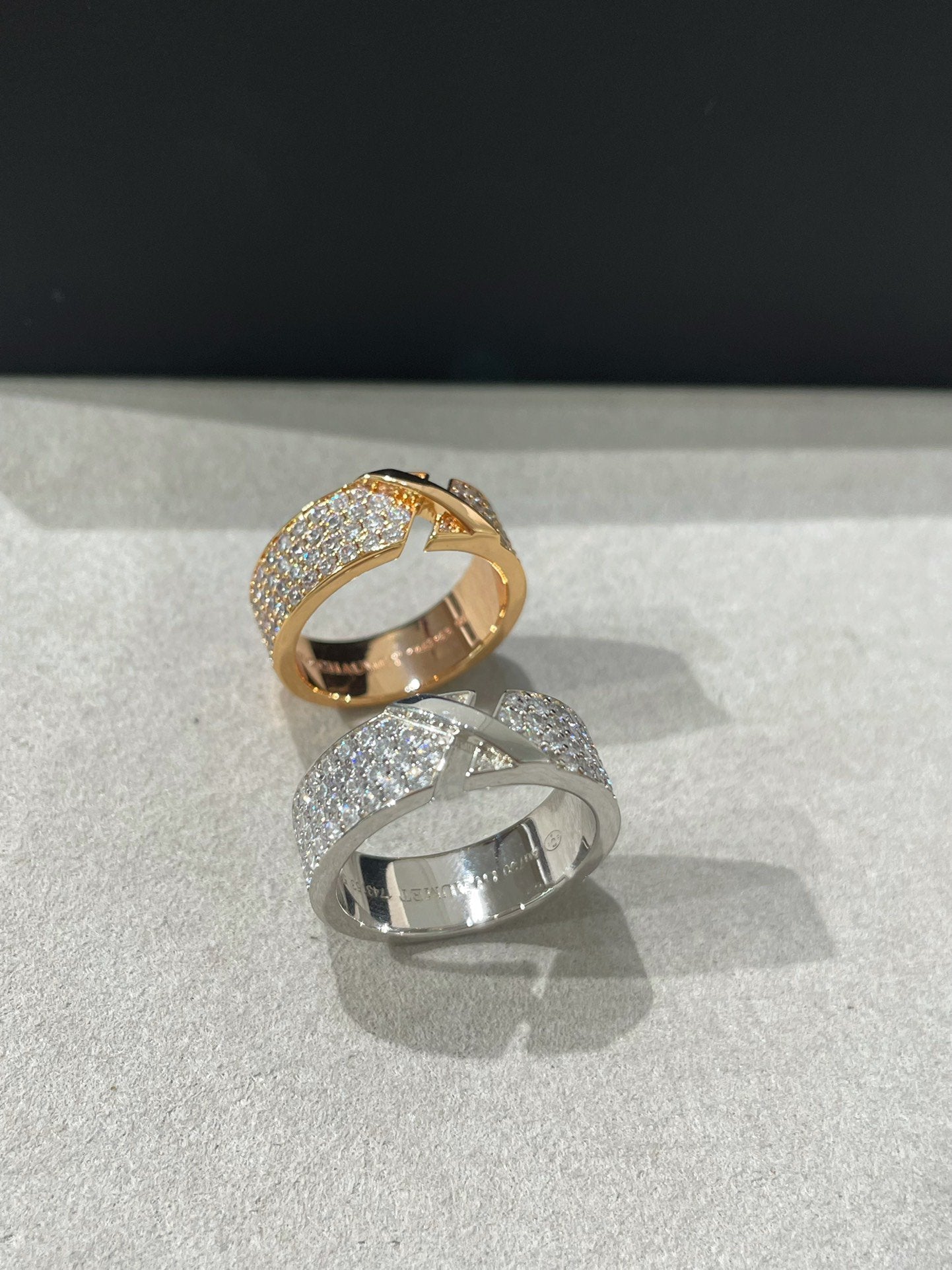 [CharmAmor]LIENS EVIDENCE  DIAMOND PAVED RING
