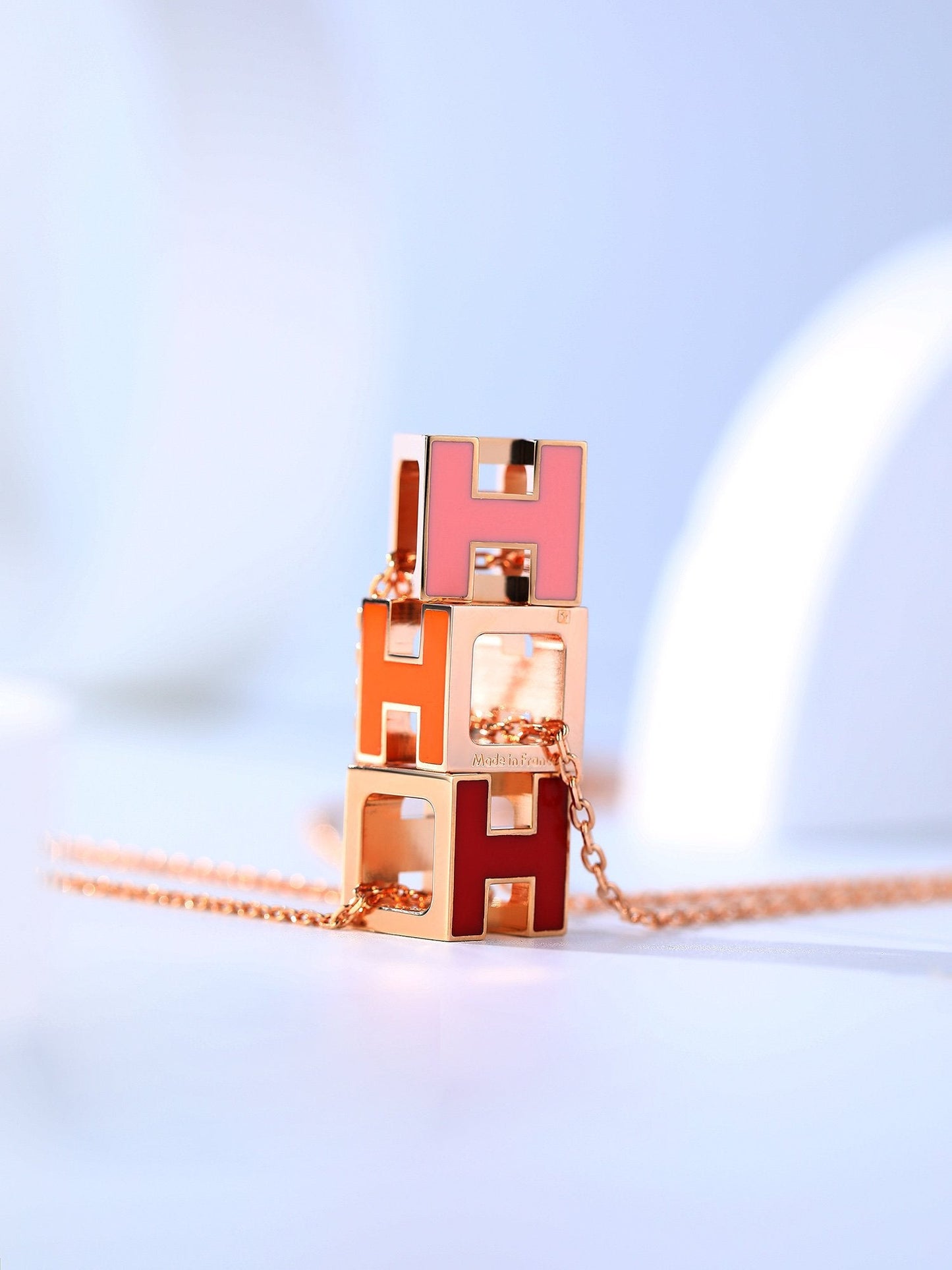 [CharmAmor]H CAGE PINK GOLD NECKLACE