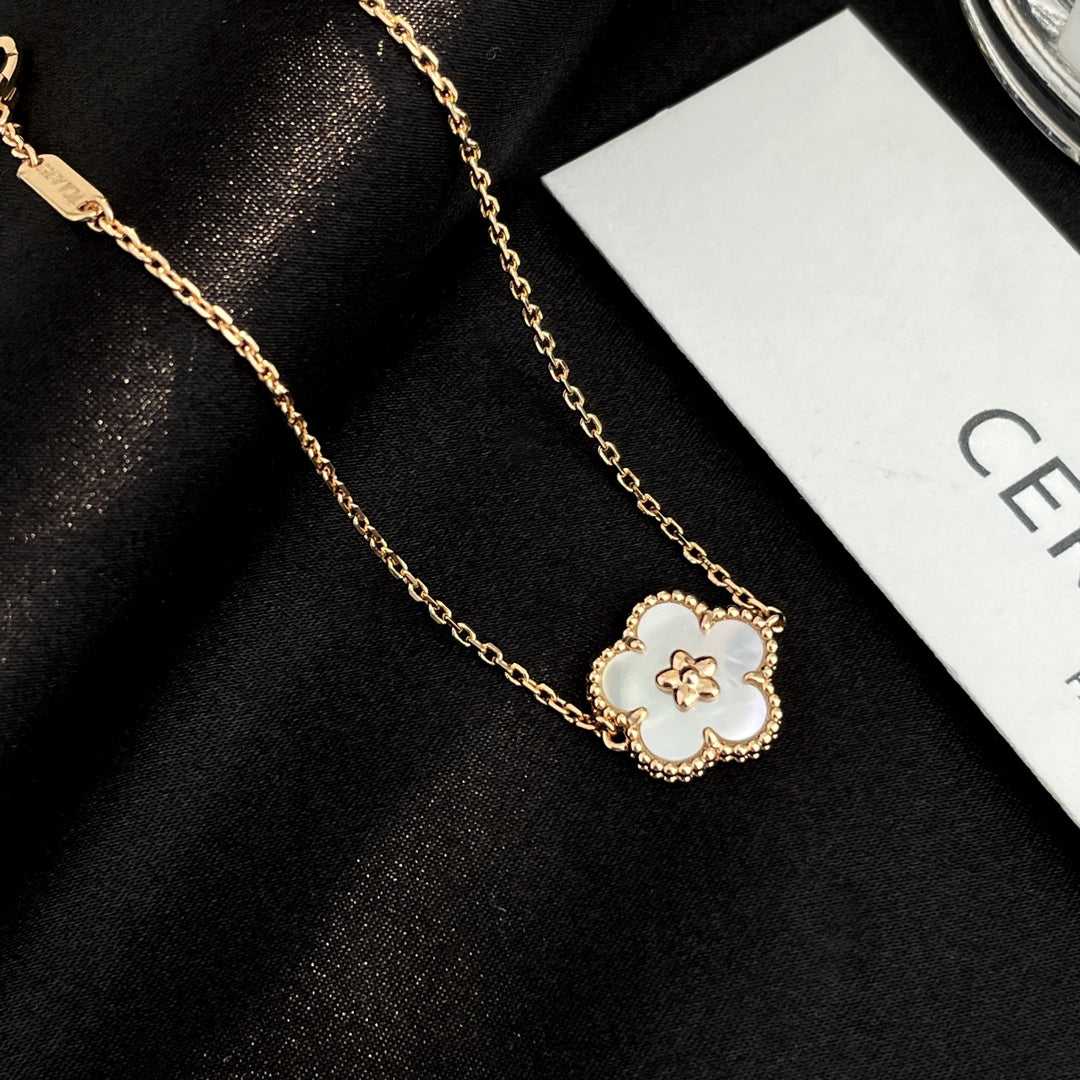 [CharmAmor]LUCKY SPRING ROSE GOLD MOP BRACELET