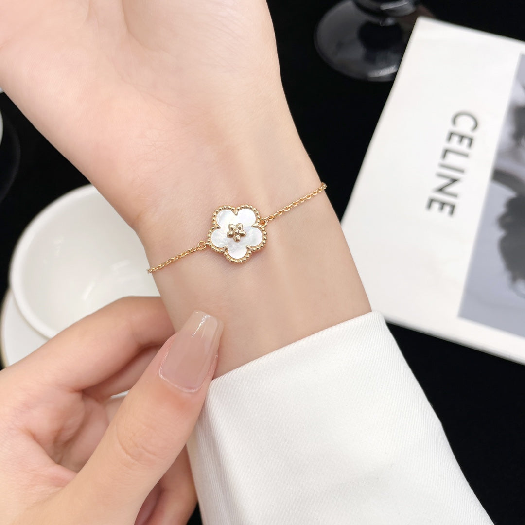 [CharmAmor]LUCKY SPRING ROSE GOLD MOP BRACELET