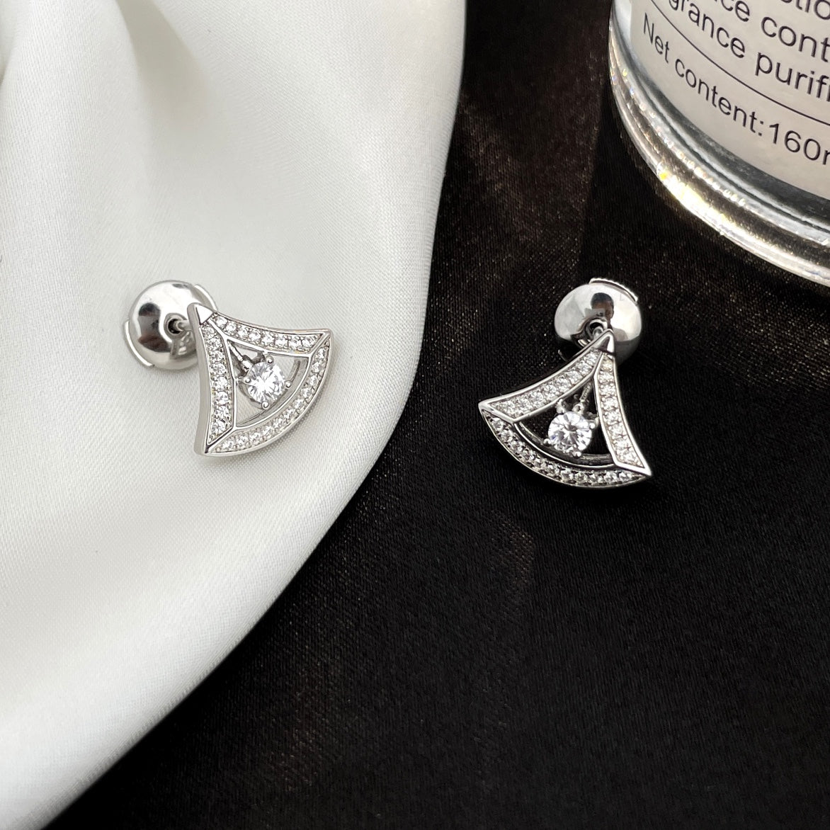 [CharmAmor]DREAM MINI DIAMOND STUD EARRINGS