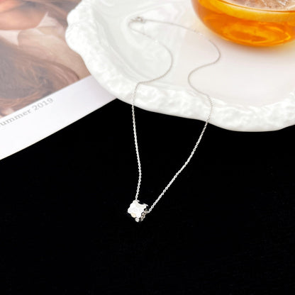 [CharmAmor]BEE MINI PEDANT DIAMOND NECKLACE