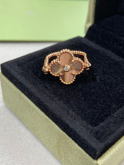 [CharmAmor]CLOVER RIVERSIBLE PINK GOLD RING