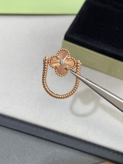 [CharmAmor]CLOVER RIVERSIBLE ROSE GOLD RING