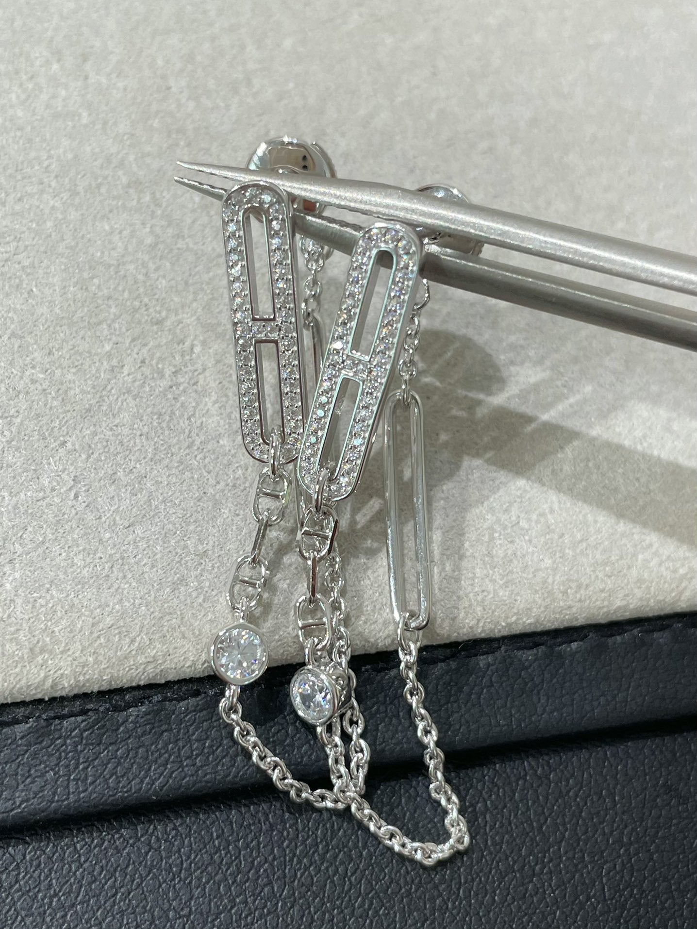 [CharmAmor]CHAINE CHAOS DIAMOND DROP EARRINGS