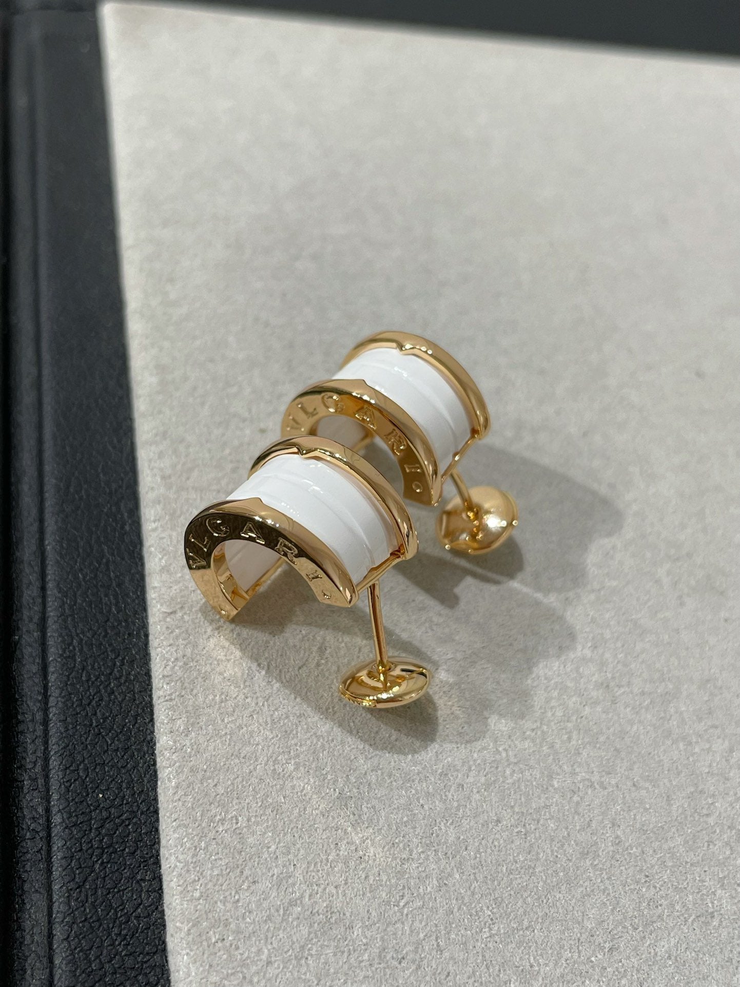 [CharmAmor]ZERO 1 PINK GOLD CERAMIC EARRINGS