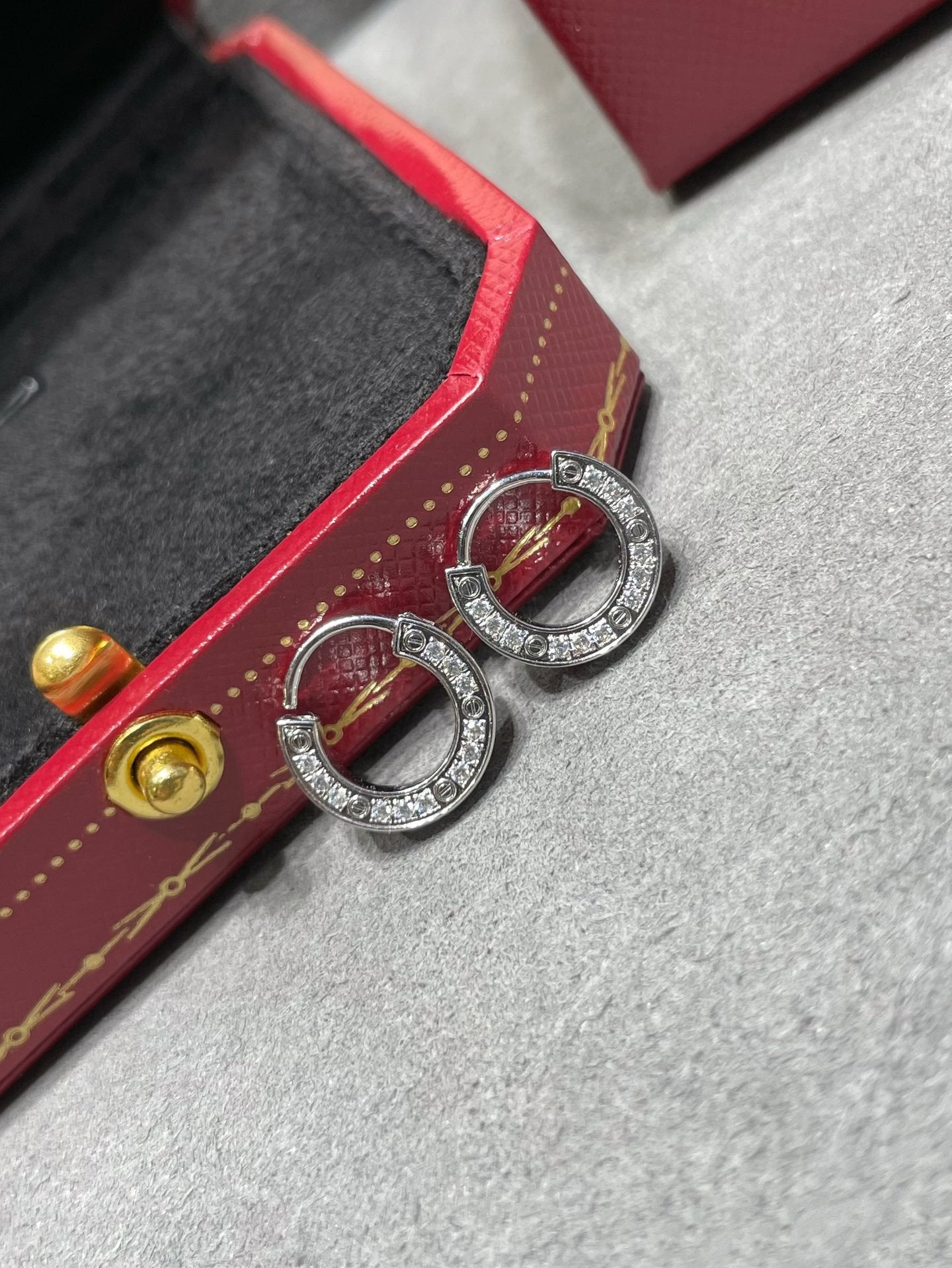 [CharmAmor]LOVE DIAMOND EARRINGS