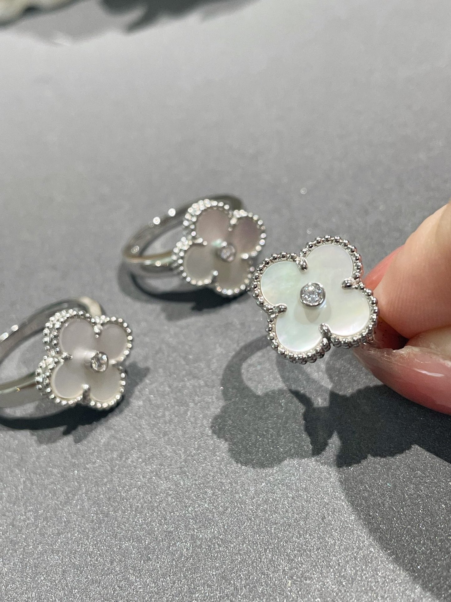 [CharmAmor]CLOVER SILVER MOP DIAMOND RING
