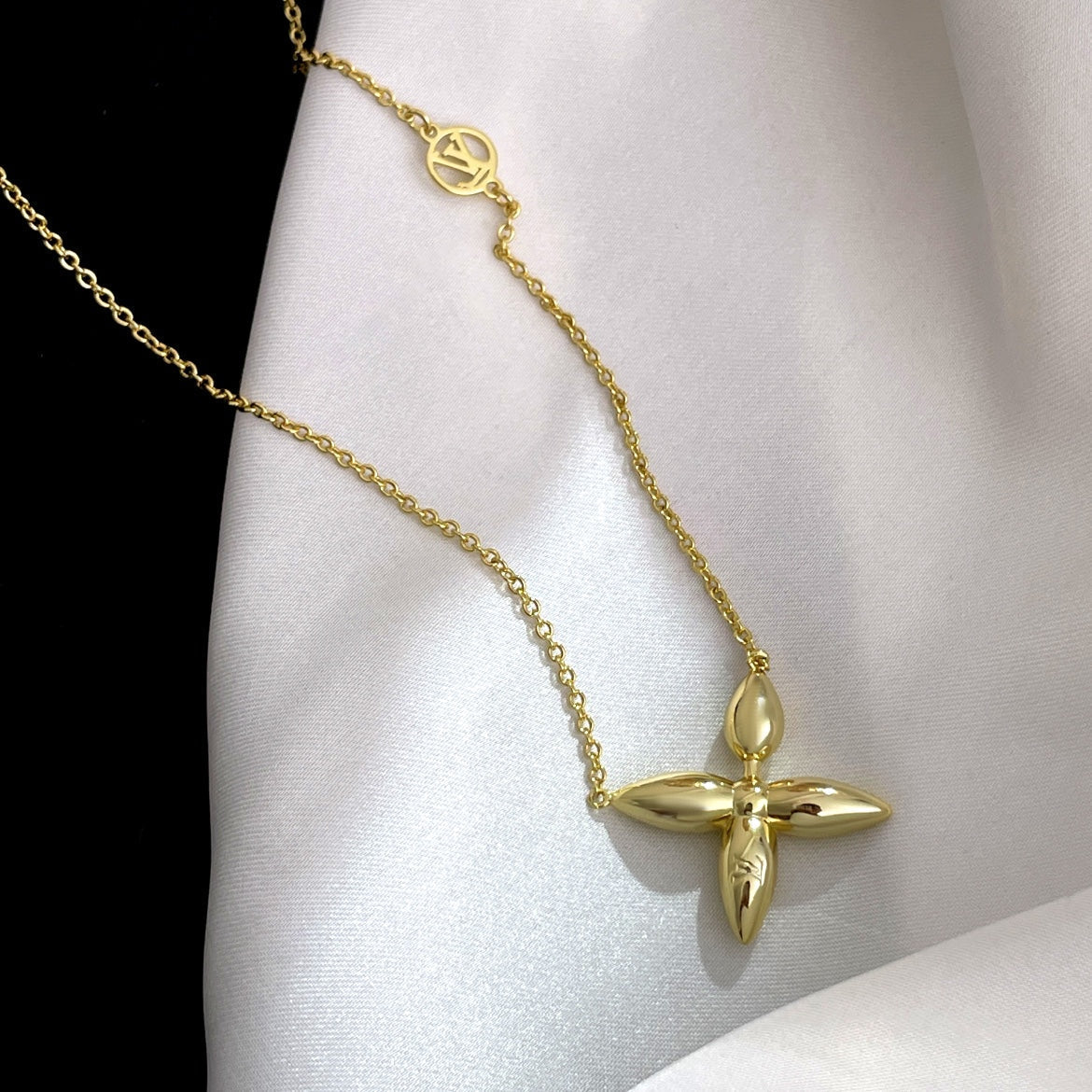 [CharmAmor]LOUISETTE GOLD NECKLACE