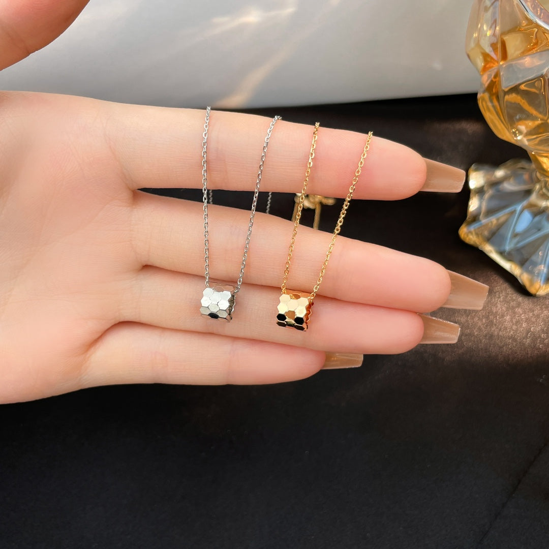 [CharmAmor]BEE MINI NECKLACE