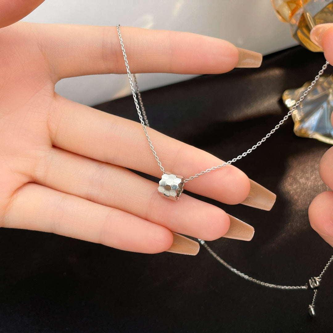 [CharmAmor]BEE MINI NECKLACE