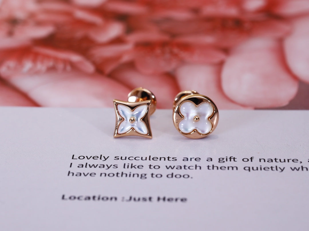 [CharmAmor]STAR AND SUN PINK GOLD MOP STUD EARRINGS