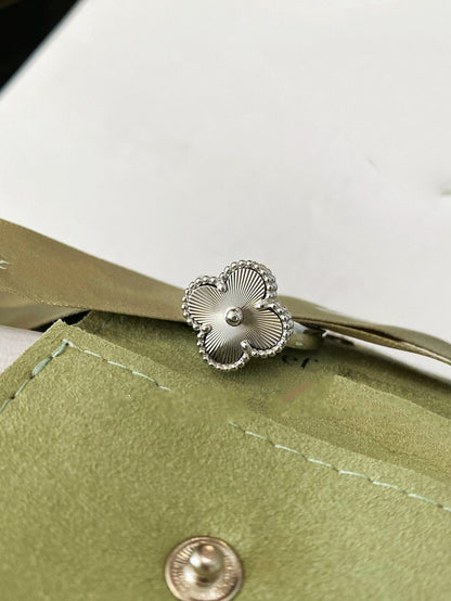[CharmAmor]CLOVER SILVER RING