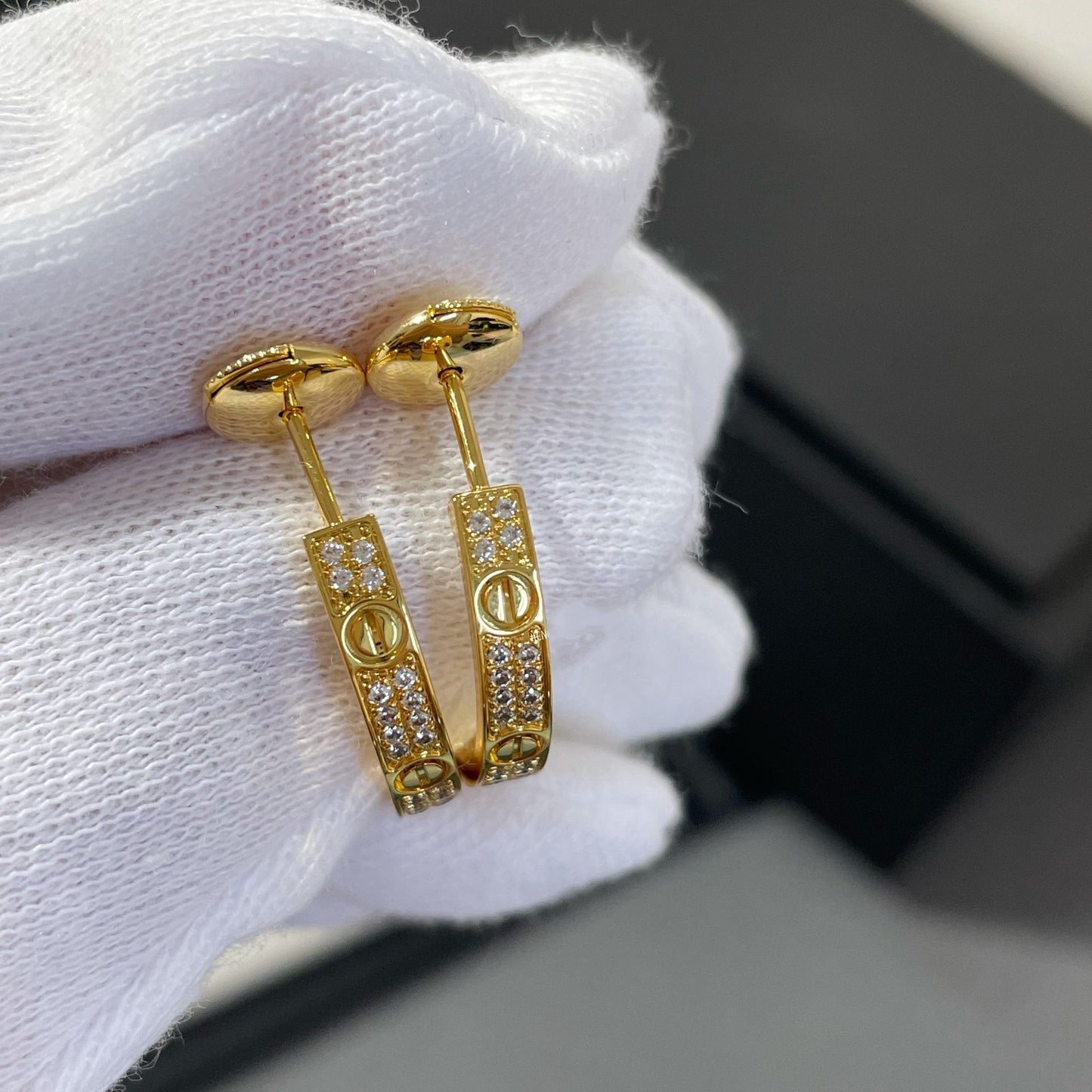 [CharmAmor]LOVE DIAMOND GOLD HOOP EARRINGS
