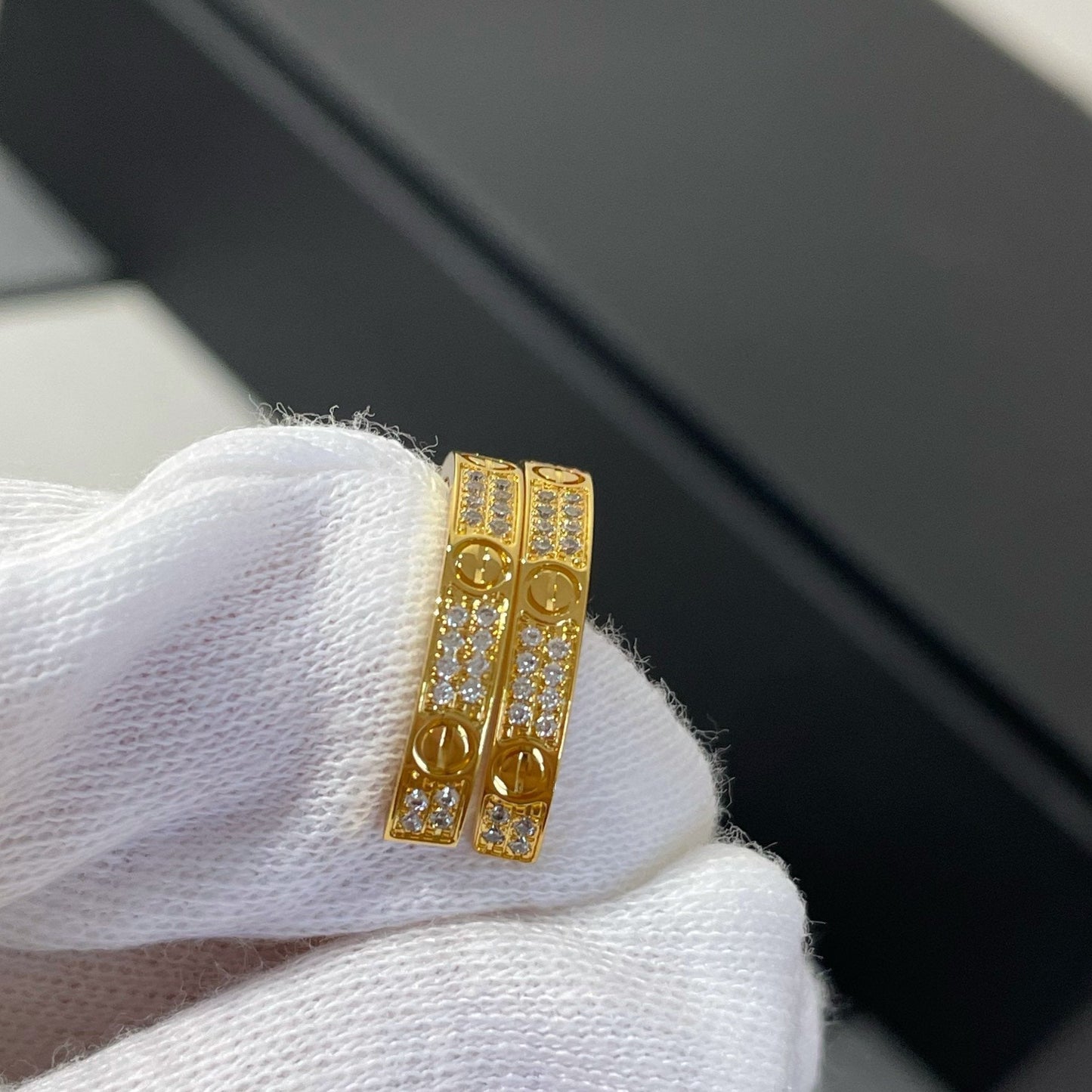 [CharmAmor]LOVE DIAMOND GOLD HOOP EARRINGS